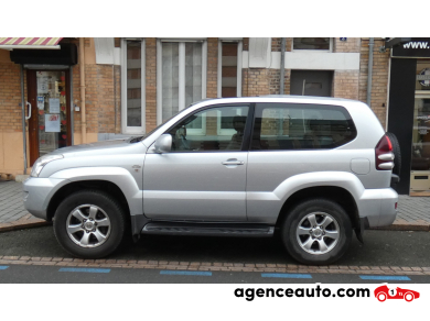 Toyota Land Cruiser — 4